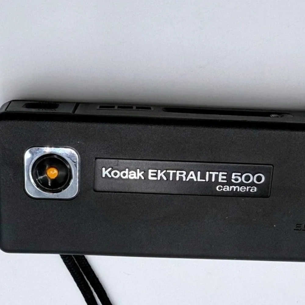Kodak Ektralite 500 Pocket Camera Black Vintage 110 Film Power Tested